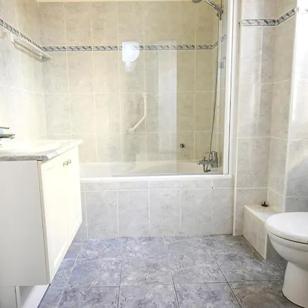 Appartement Le Jardin Des Muses -parking Prive - Centre-ville - Bord De *
